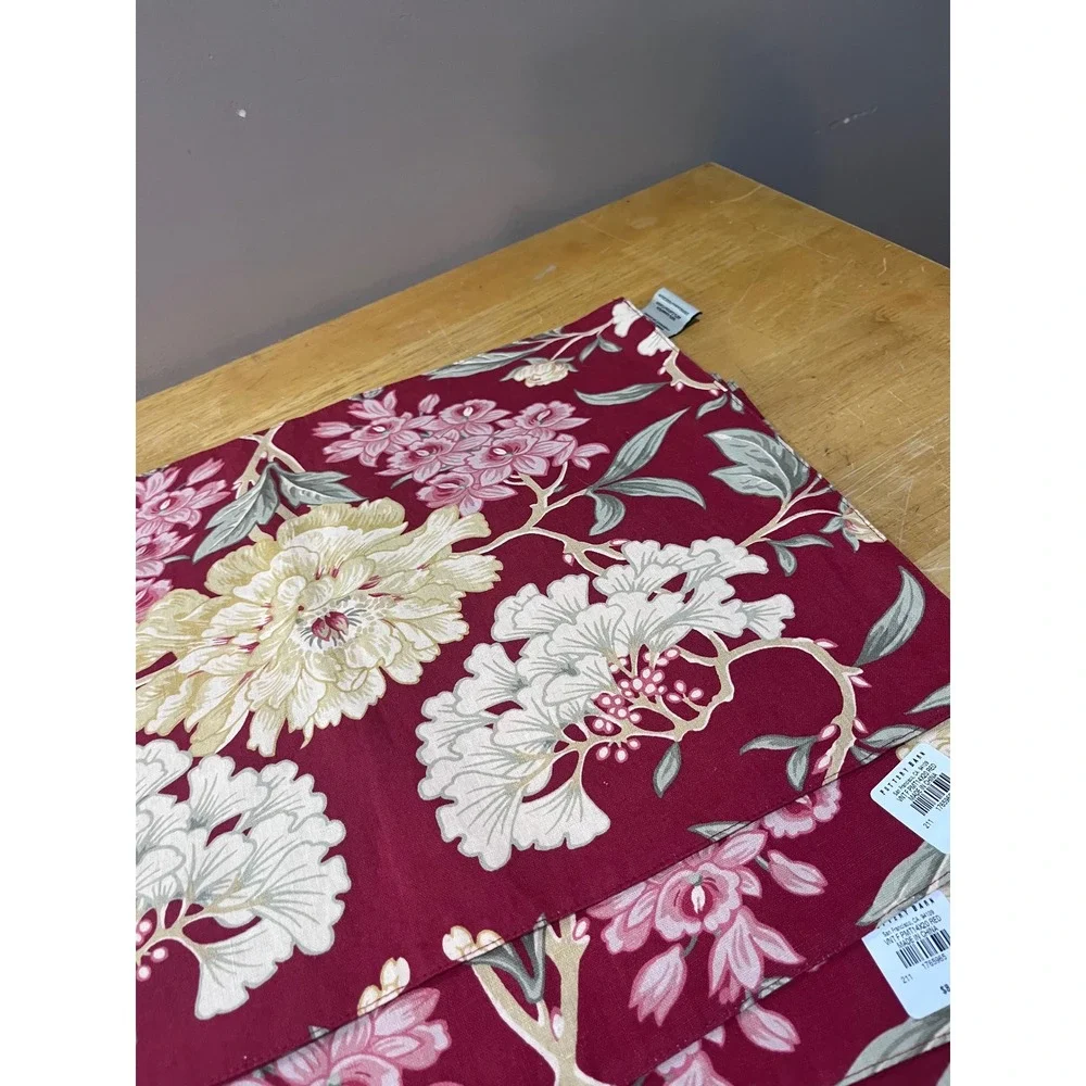 Pottery Barn Vtg Floral Placemats Set of 6 Red Linen Cotton Blend 14x20 Cottage